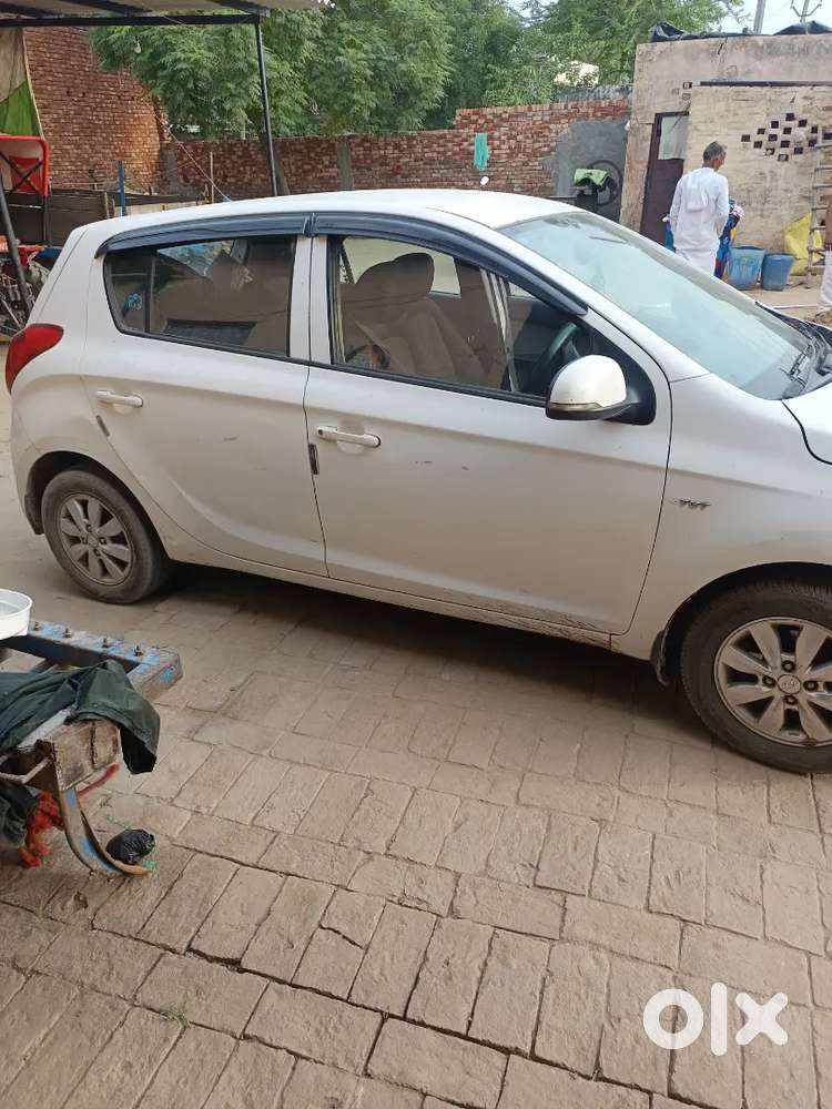 Hyundai New I20 2013 Petrol+cng