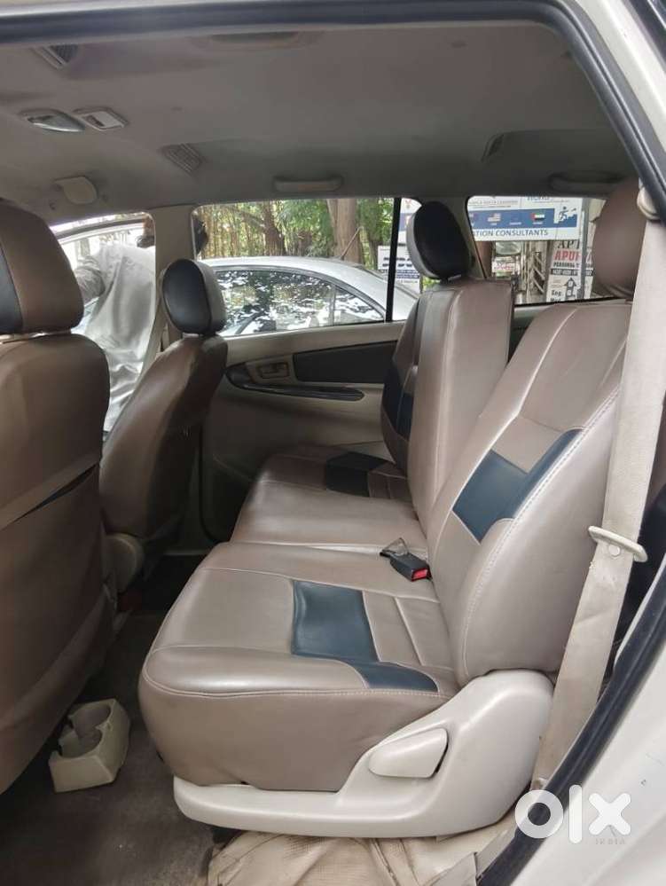 Toyota Innova 2.5 G (diesel) 7 Seater Bs Iv, 2013, Diesel