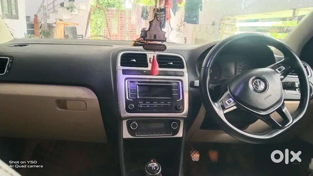 Volkswagen Polo 2015 Petrol