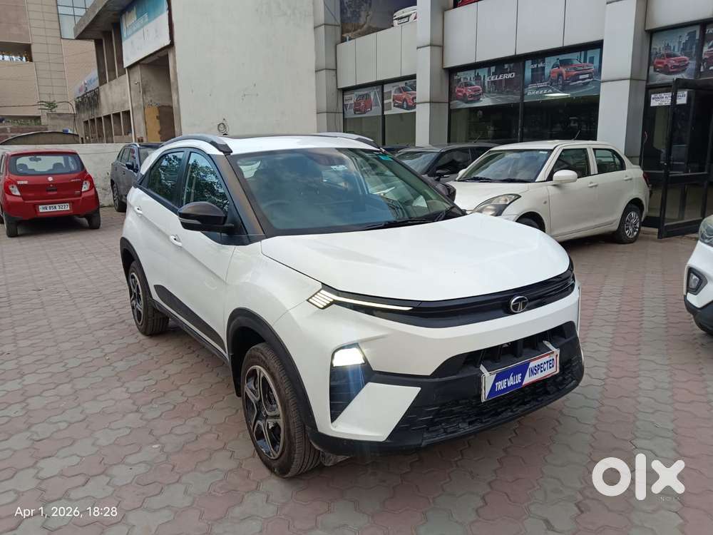 Tata Nexon 1.5 Revotorq Xma Amt, 2025, Petrol