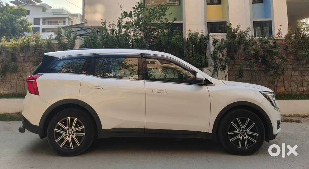 Mahindra Xuv700 2.2 Ax 7 Diesel At Str, 2022, Diesel