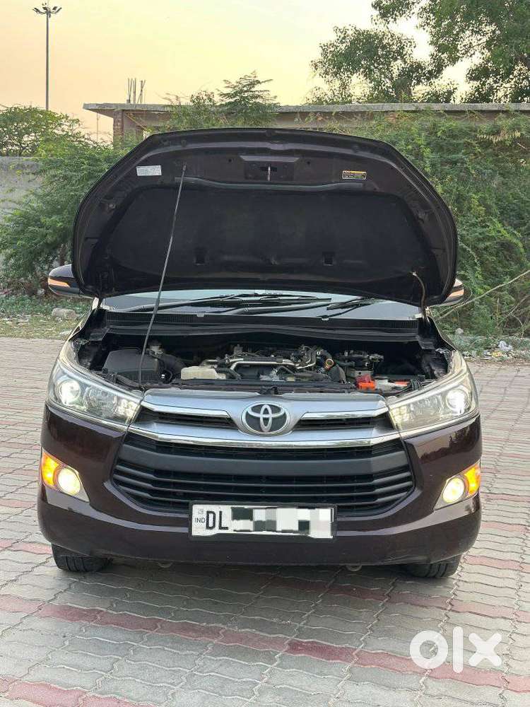 Toyota Innova Crysta 2.4 Vx Mt 8s, 2017, Diesel