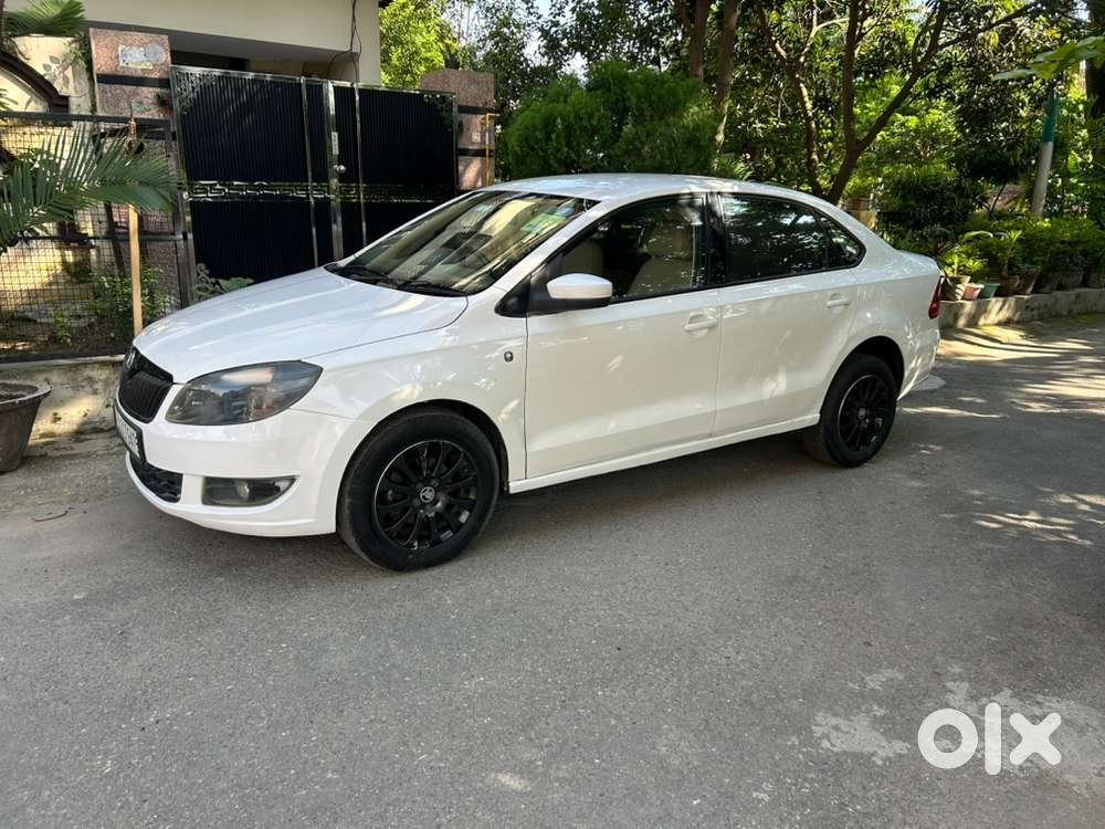 Skoda Rapid 2015 Diesel Automatic Black Edition Well Maintained