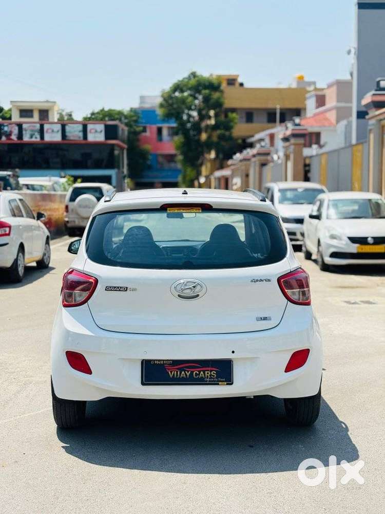 Hyundai Grand I10 Sportz(o) 1.2 Mt, 2016, Petrol