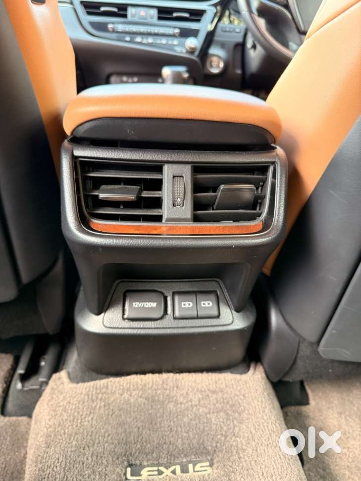 Lexus Es 300h Exquisite, 2023, Petrol