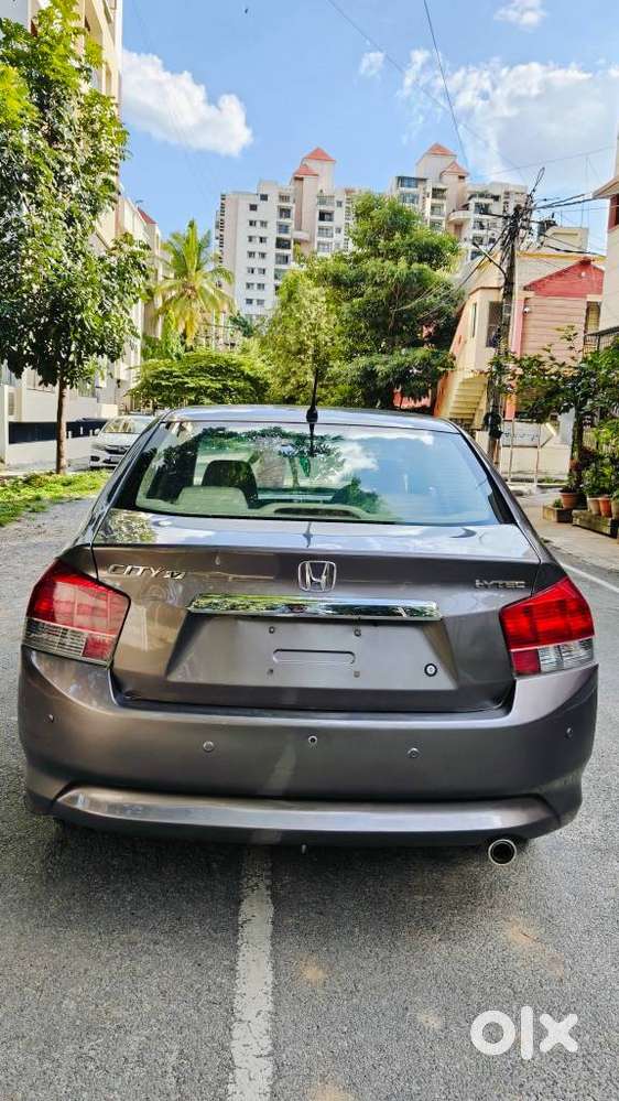Honda City V Mt, 2011, Petrol