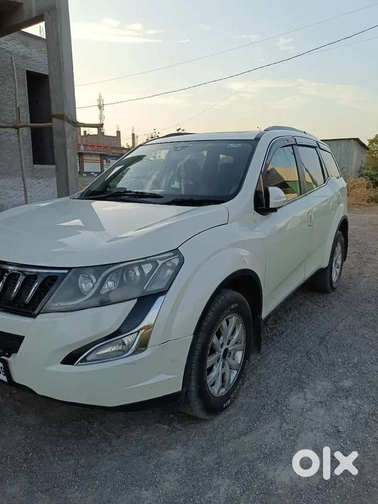 Mahindra Xuv500 W10 2015 11 November Diesel 107000 Km Driven