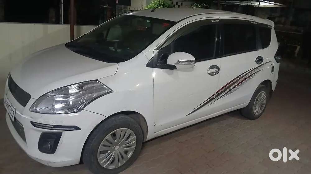 Maruti Suzuki Ertiga 2016 Diesel 113000 Km Driven Well Maintained
