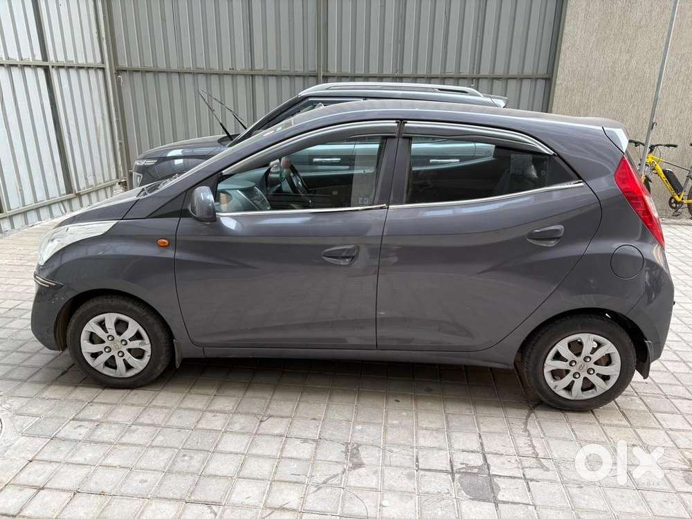 Hyundai Eon Petrol 24000 Km Driven
