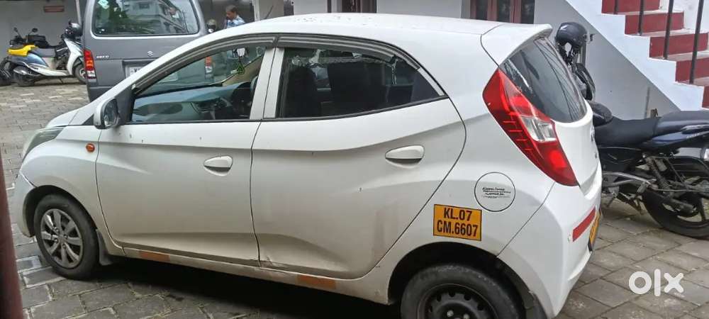 Hyundai Eon Magna + 2017