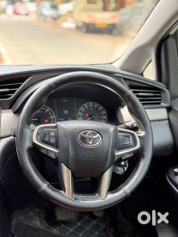 Toyota Innova Crysta 2.4 Gx Limited Edition At 7 Str, 2022, Diesel