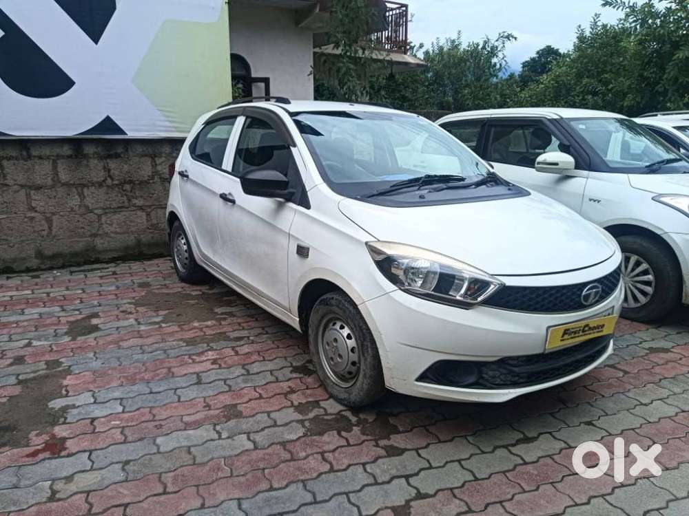 Tata Tiago 1.2 Revotron Xm, 2017, Petrol