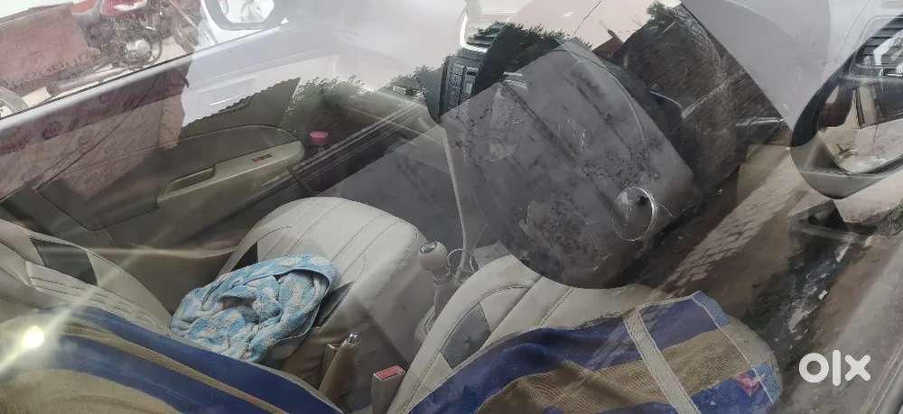 Maruti Suzuki Dzire 2012