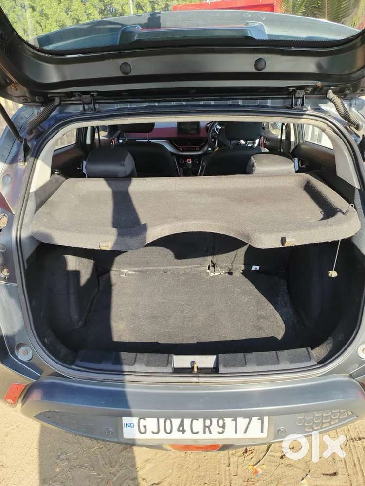 Tata Nexon 1.2 Revotron Xz Plus, 2017, Petrol