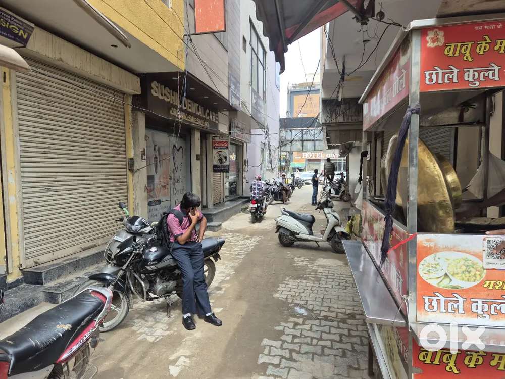 Shop on ground floor 950 sqft and 2nd floor