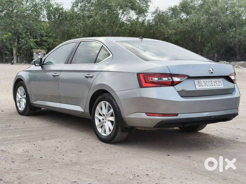 Skoda Superb Lk 1.8 Tsi At, 2016, Petrol