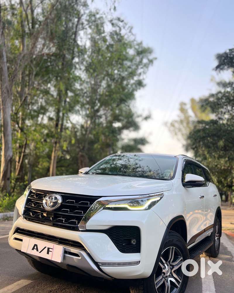 Toyota Fortuner [2021-ongoing] 2.8 2wd Diesel At, 2022, Diesel
