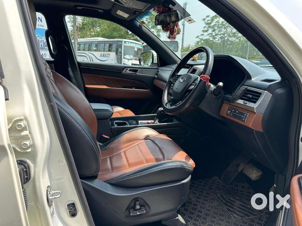 Mahindra Alturas G4 4x4 At, 2019, Diesel