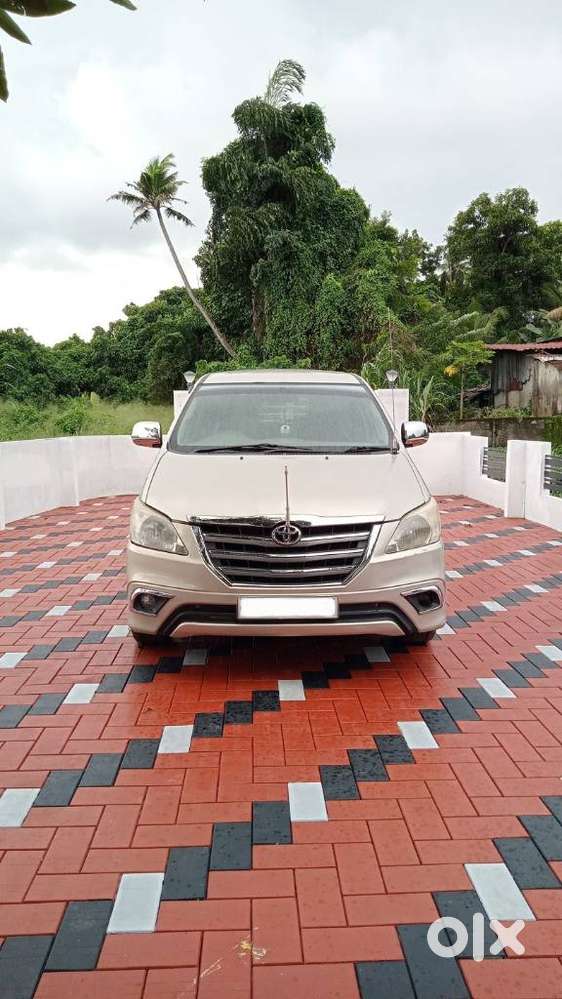 Toyota Innova 2.5 Gx (diesel) 7 Seater Bs Iv, 2013, Diesel