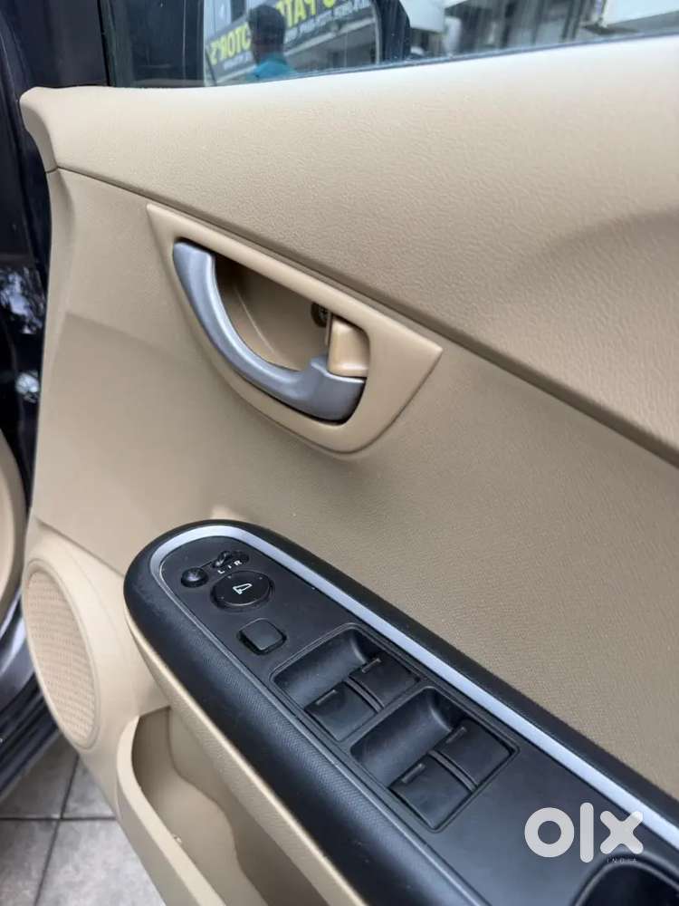 Honda Amaze 1.5 E 2017 Diesel Manual
