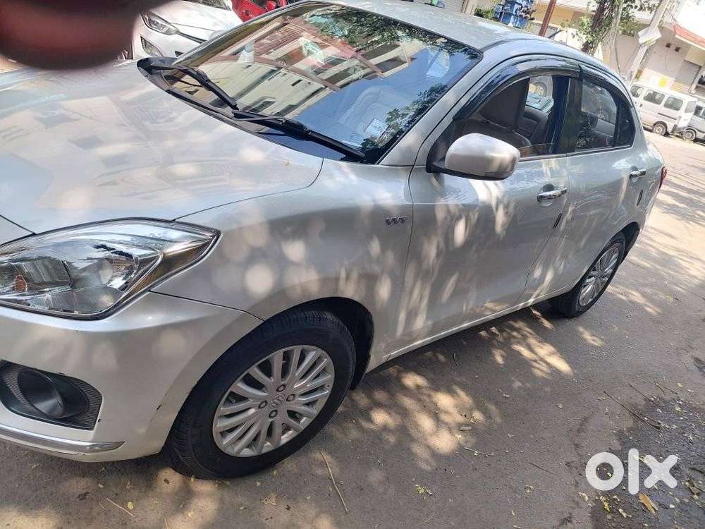 Maruti Suzuki Swift Dzire 1.2 Zxi Bsiv, 2017, Petrol
