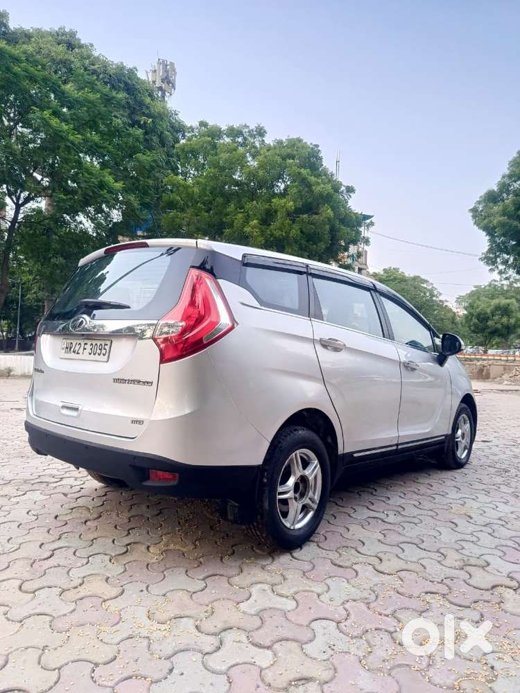 Mahindra Marazzo M6, 2018, Diesel