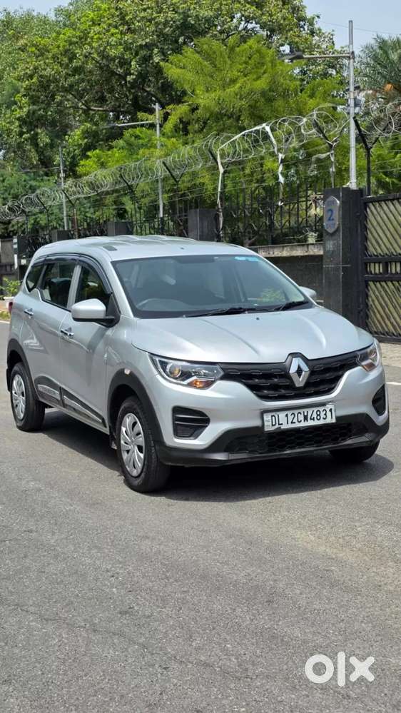 Renault Triber 1.0 Rxe, 2023, Petrol