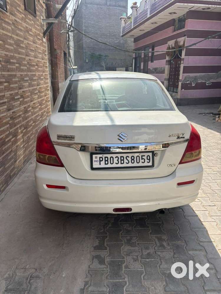 Maruti Suzuki Swift Dzire 2010 Petrol Well Maintained