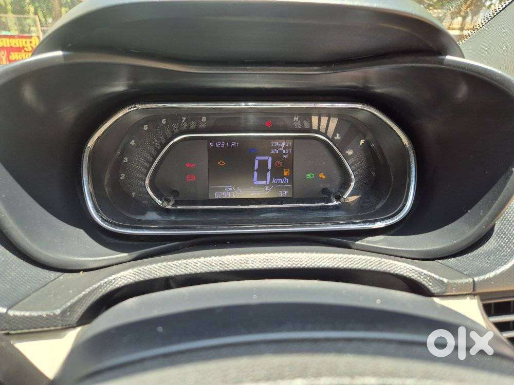 Tata Nexon 1.5 Revotorq Xz Plus Dual Tone, 2021, Petrol