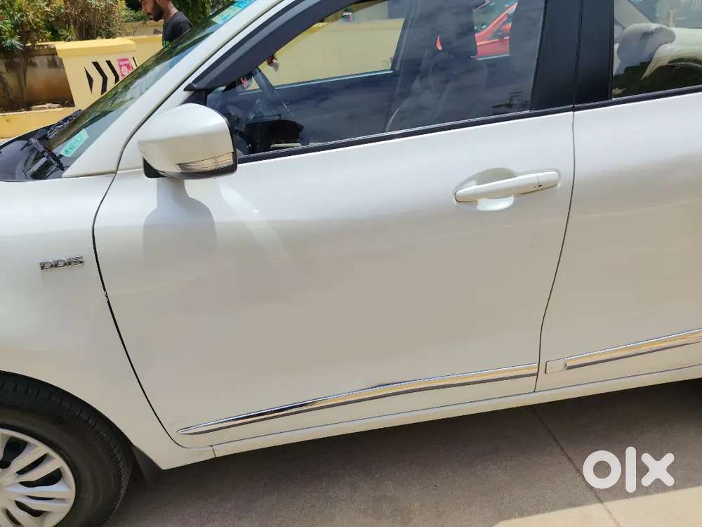 Maruti Swift Dzire 2017 Diesel, 43.5k Km 1st Owner  Excellent Conditio