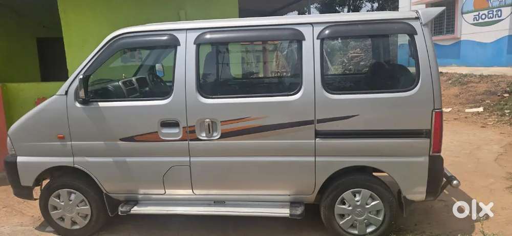 Very Good Condition Car All Showroom Service