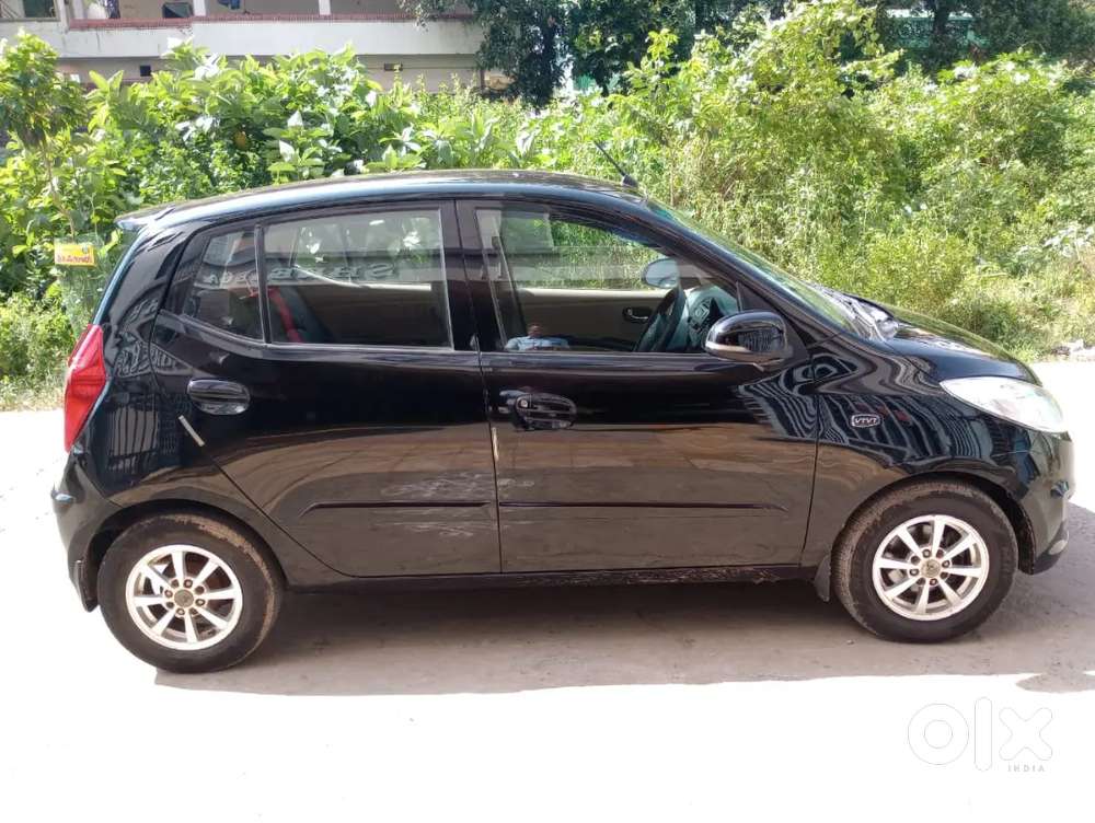 Hyundai I10 Sportz 2012 Second-owner