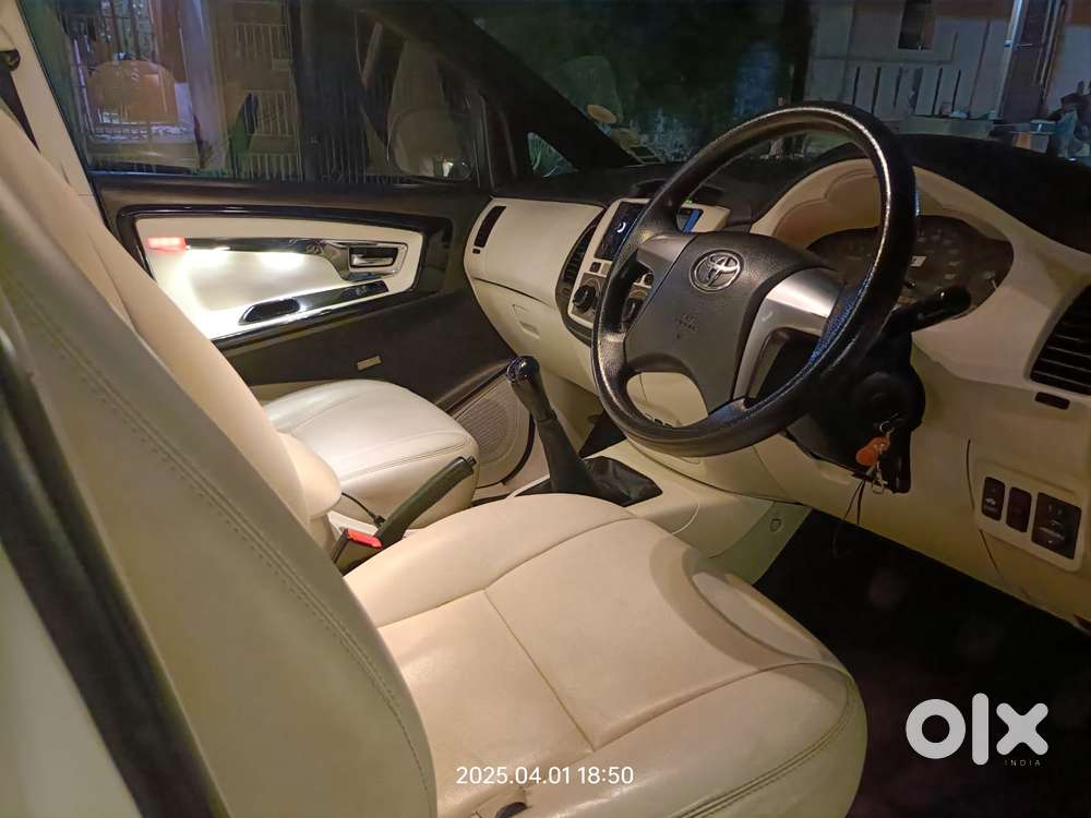 Toyota Innova 2.5 V 7 Str, 2016, Diesel