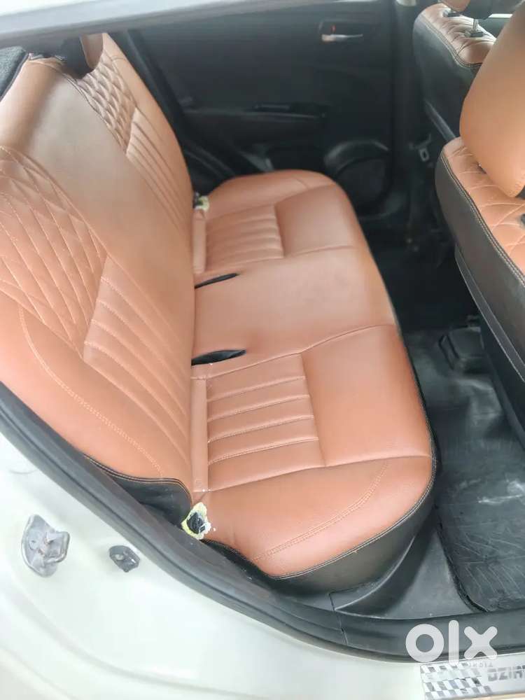 Maruti Suzuki Swift 2012