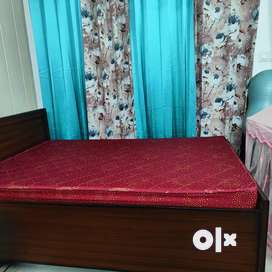 Single bed with on sale box storage olx