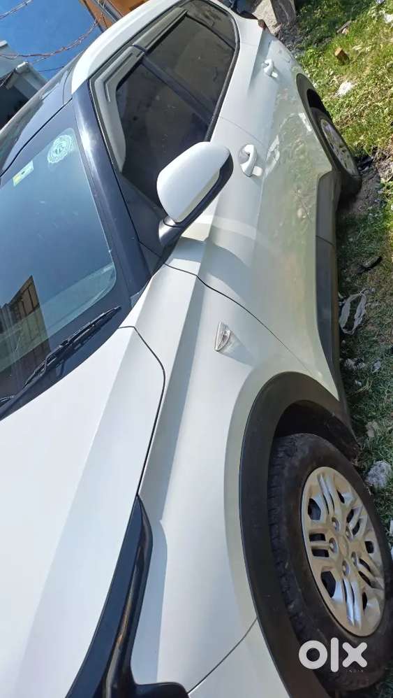 Kia Carens 2023 Premium – Neat Condition  Smooth Drive  Family Car