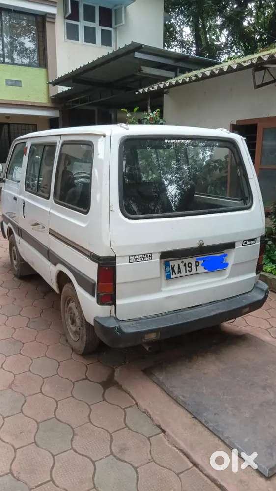 Maruti Suzuki Omni 2005