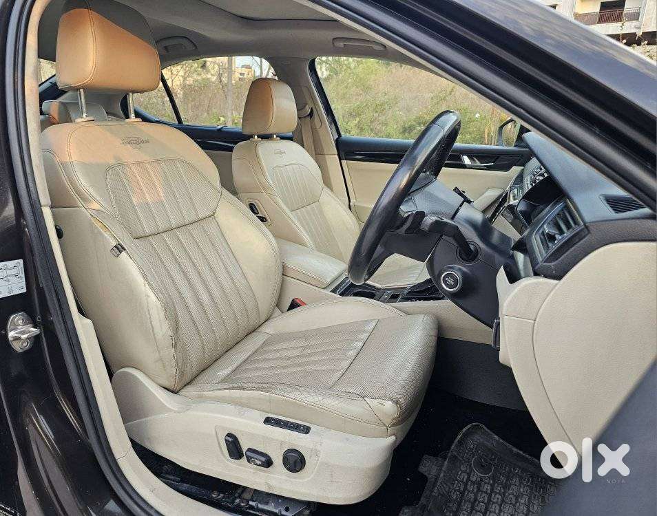 Skoda Superb Elegance Tdi 2.0 At, 2017, Diesel
