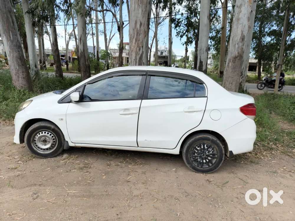 Honda Amaze Diesel 2013
