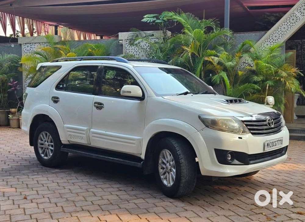 Fortuner 4x4 (1st Owner)