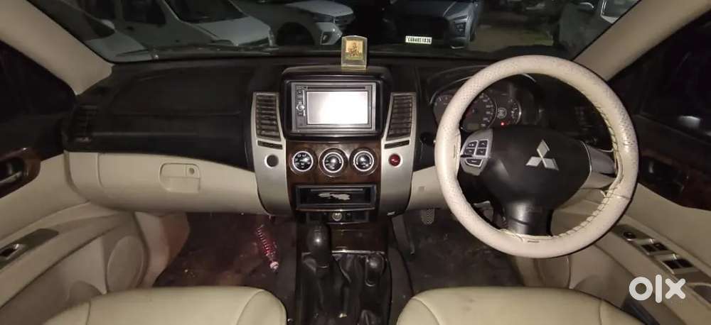 Mitsubishi Pajero Glx 2014