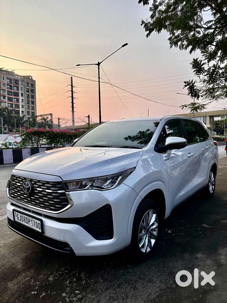 Toyota Innova Hycross 2.0 Vx Hybrid 8 Str, 2025, Cng & Hybrids