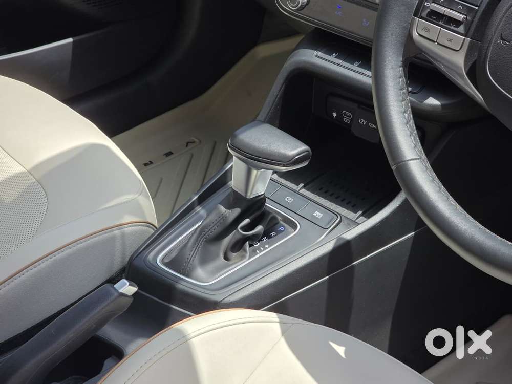 Hyundai Verna 1.5 Sx (o) Vtvt, 2024, Petrol