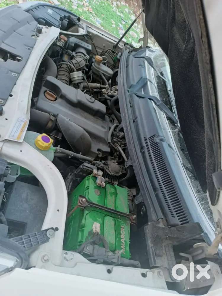 Mahindra Tuv 300 2015 Diesel 170000 Km Driven