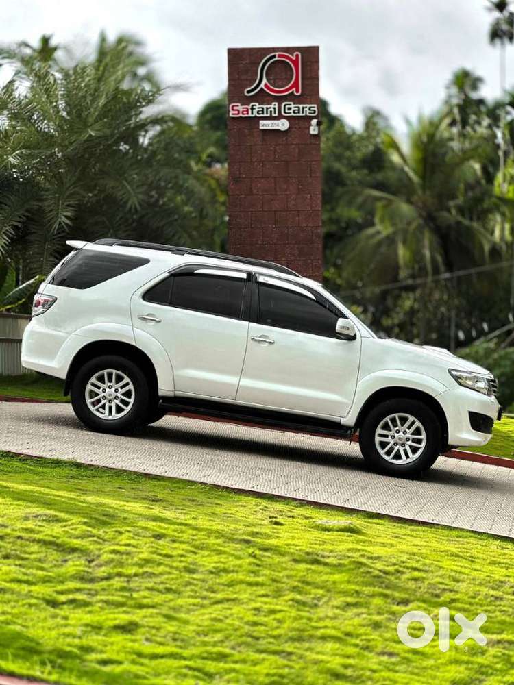 Toyota Fortuner 2011-2016 4x2 At, 2014, Diesel