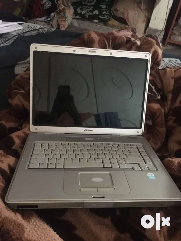 Compaq laptop 2gb ram on sale price