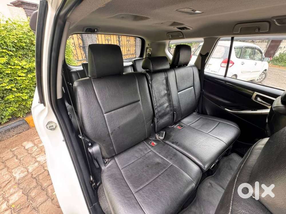 Toyota Innova Crysta 2.4 V 7 Str, 2017, Diesel