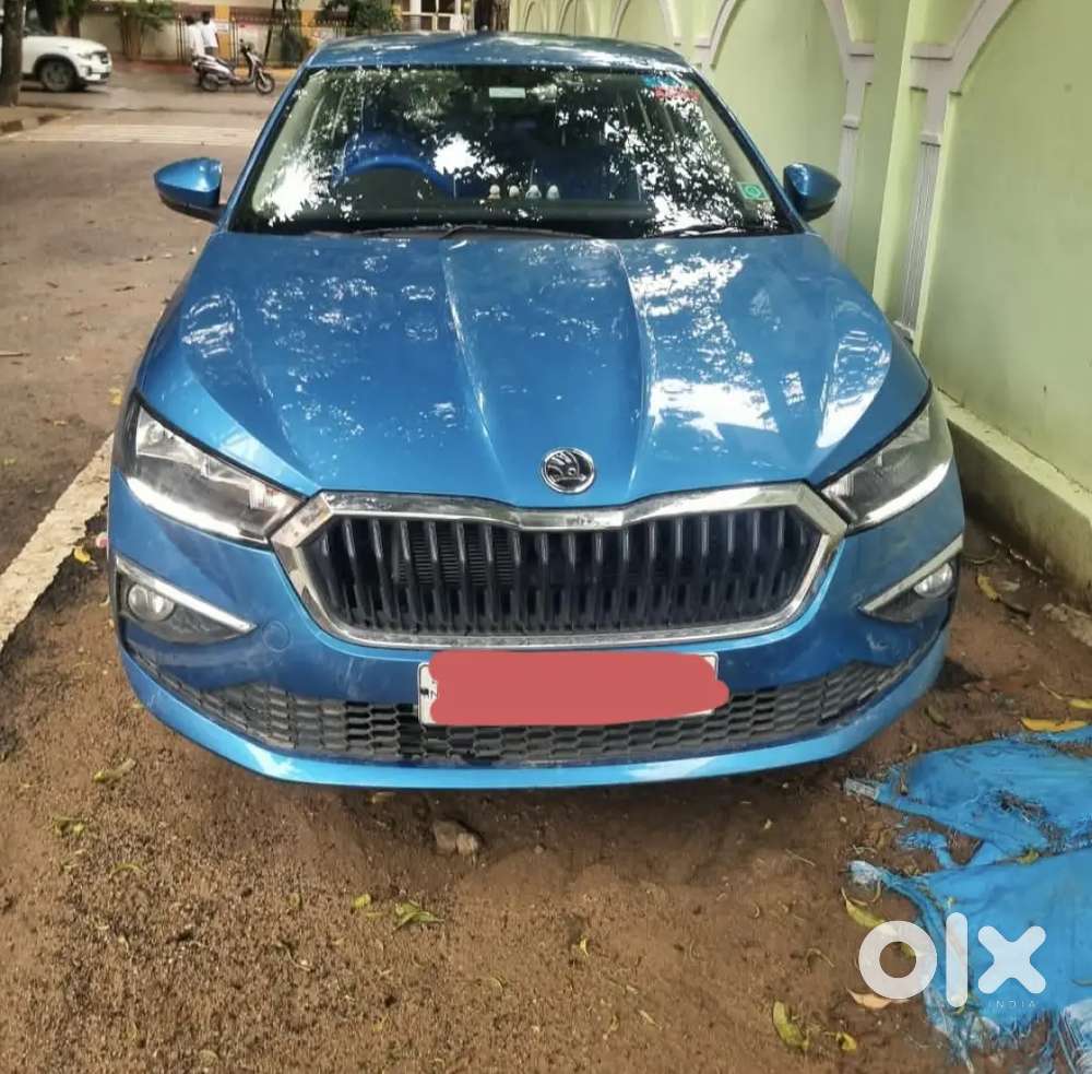 Skoda Slavia 1.0 Tsi  (2023)