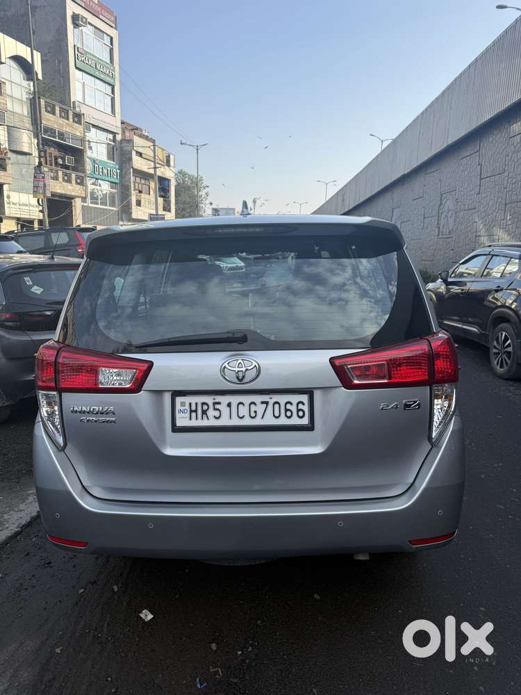 Toyota Innova Crysta [2020-ongoing] 2.4 Zx At 7 Str, 2022, Diesel