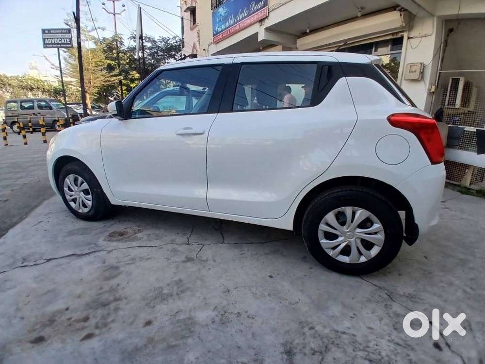 Maruti Suzuki New-gen Swift Vxi, 2020, Petrol
